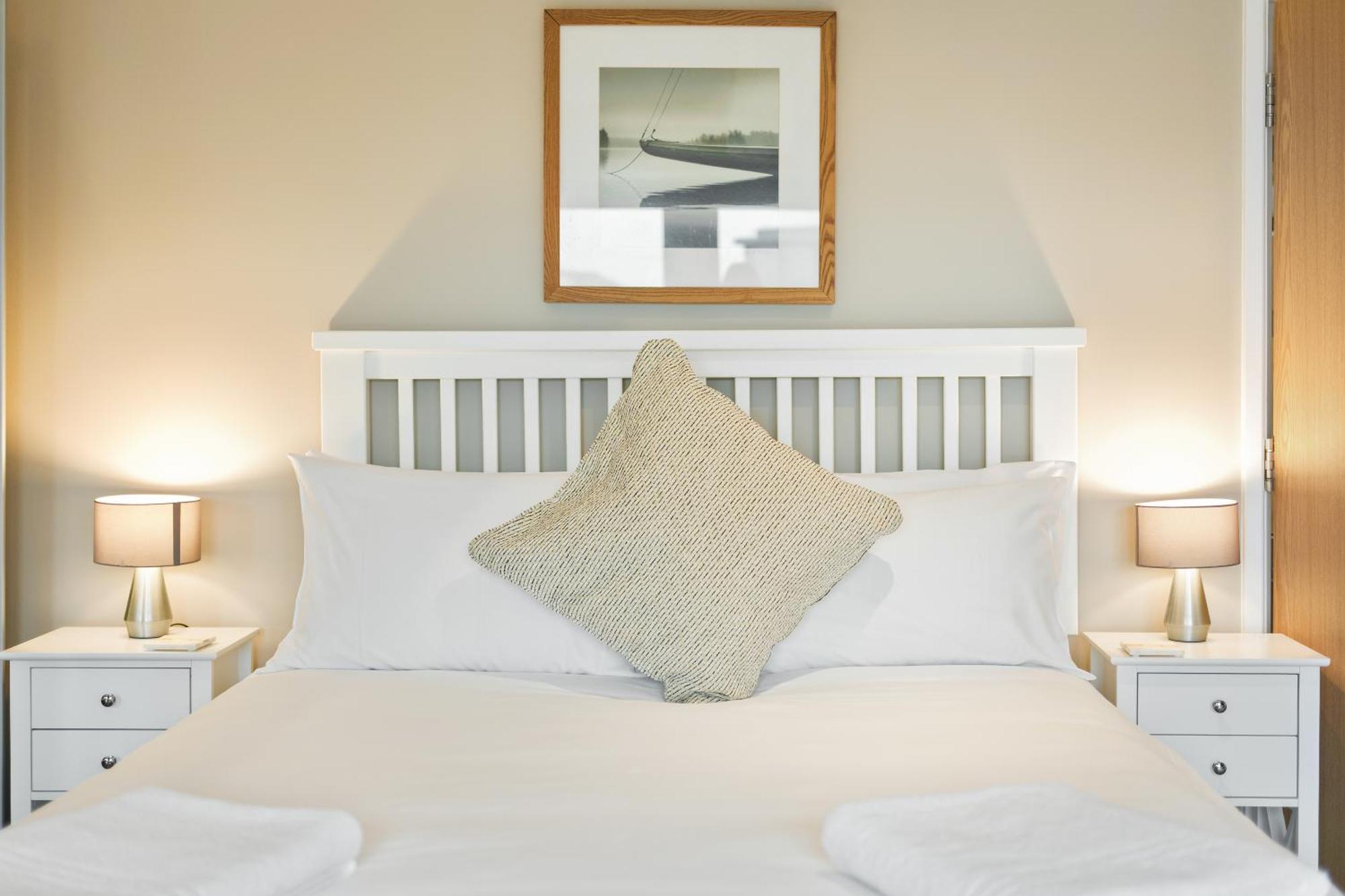 Westcliff Penthouse With Sea Views And Balcony Appartement Bournemouth Buitenkant foto