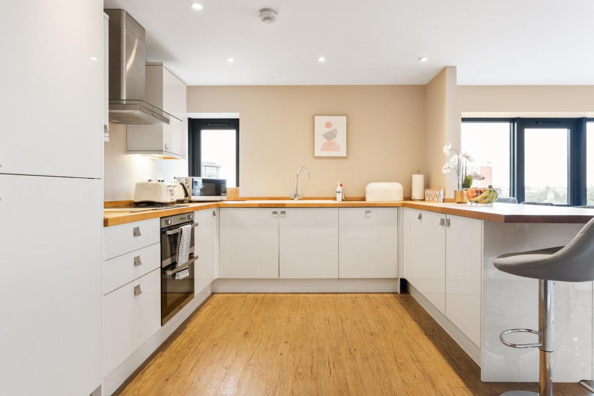 Westcliff Penthouse With Sea Views And Balcony Appartement Bournemouth Buitenkant foto