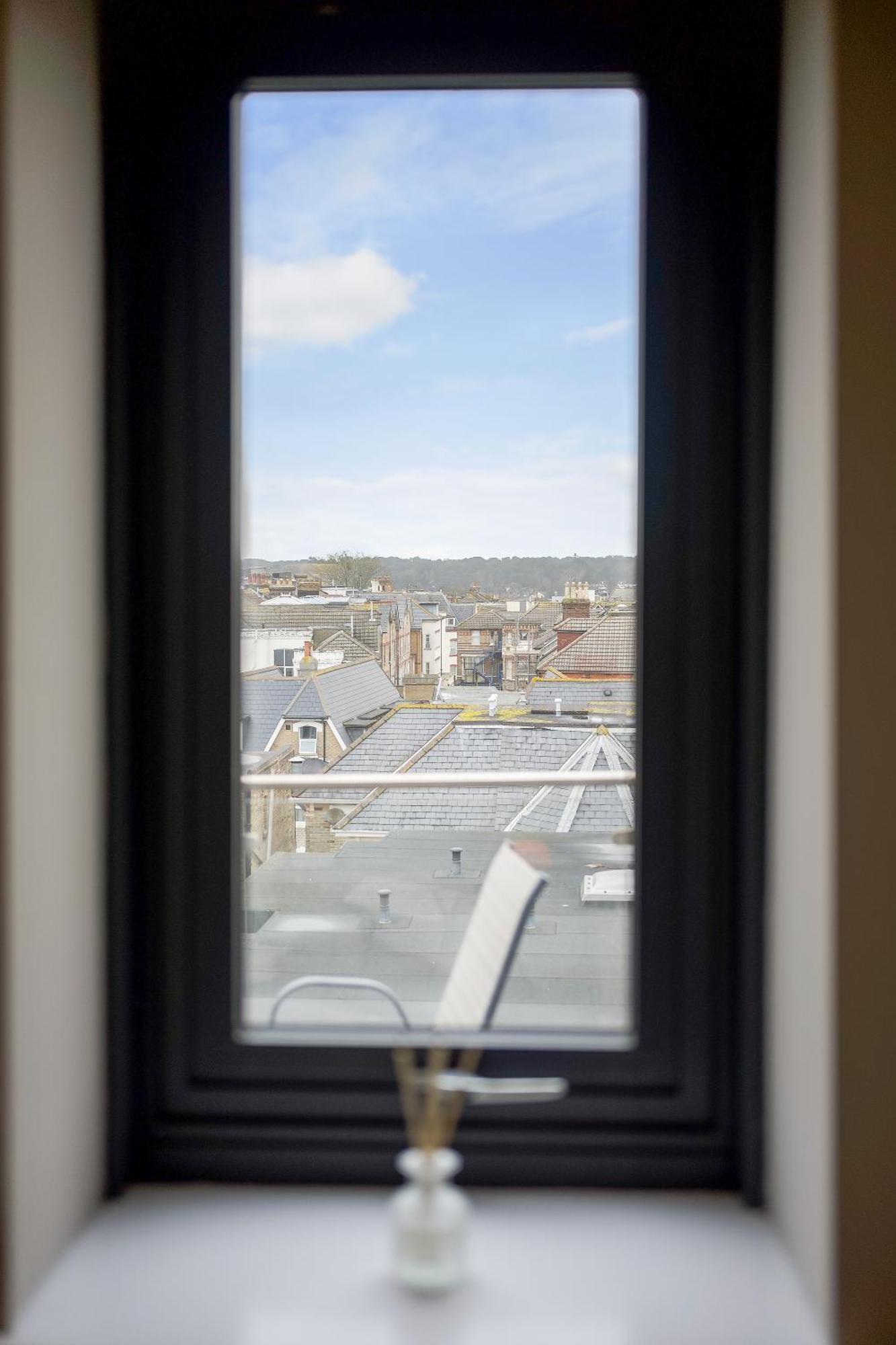 Westcliff Penthouse With Sea Views And Balcony Appartement Bournemouth Buitenkant foto